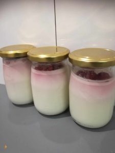 Jogurt krowi z maliną 275g BEZ CUKRU i substancji słodzących